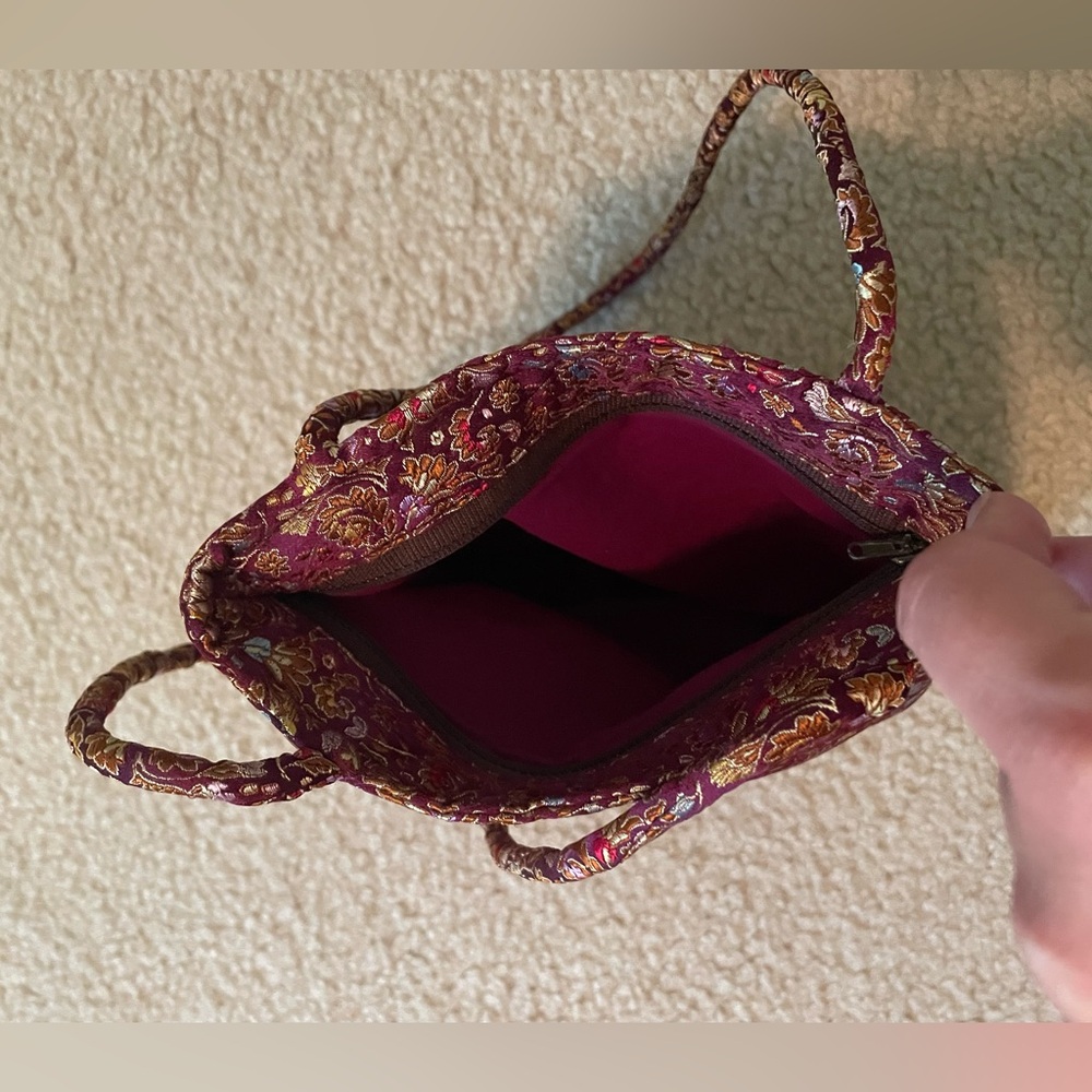 Asian Inspired Floral Brocade Style Handbag - Picture 5 of 5
